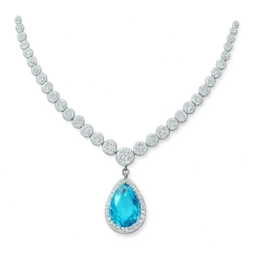 Halo Princess cut diamond pendant set view 1